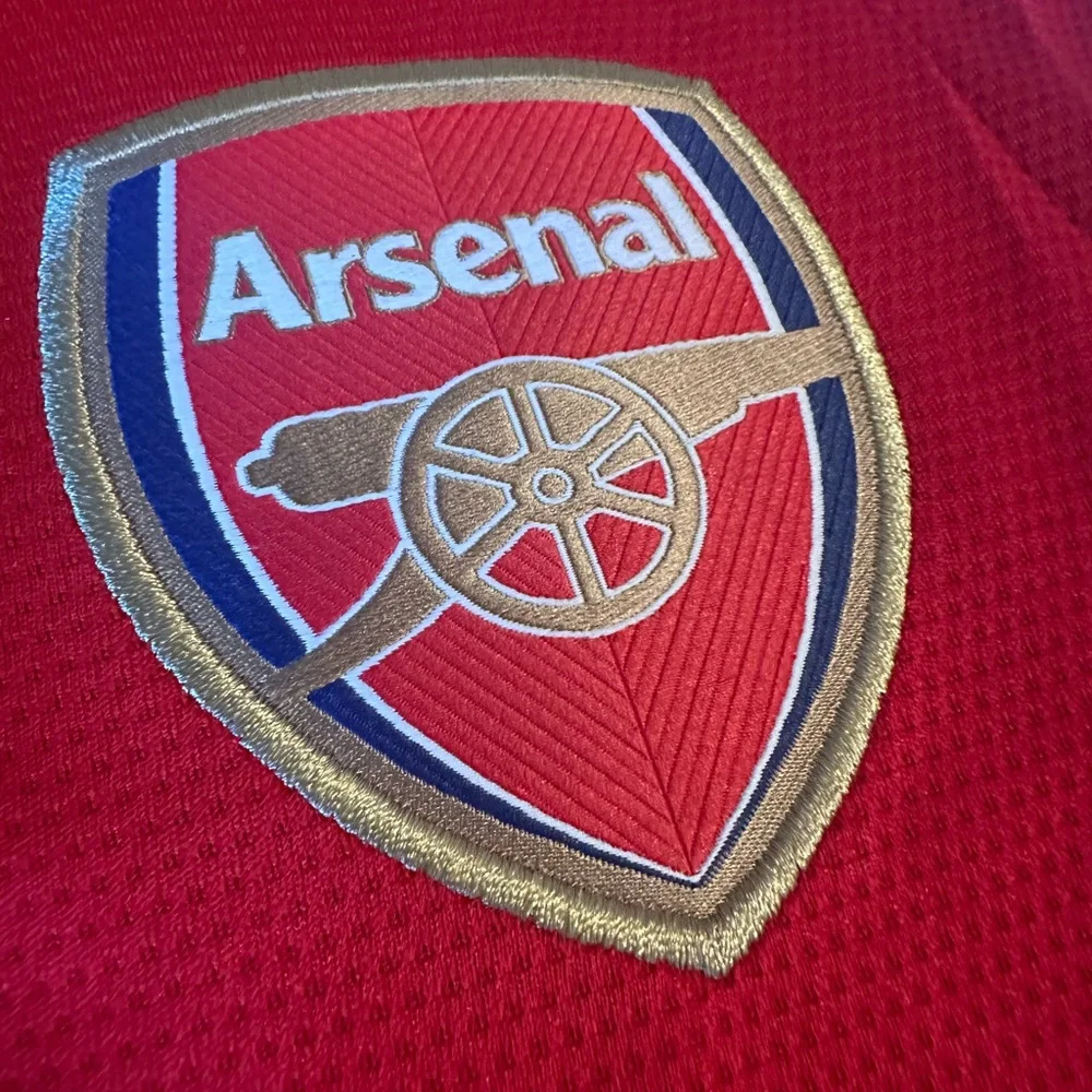 Arsenal adidas 21/22 home jersey size L - Picture 3 of 4